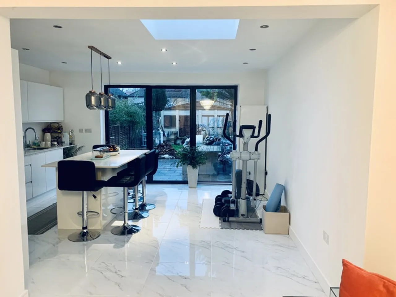 Property thumbnail 2