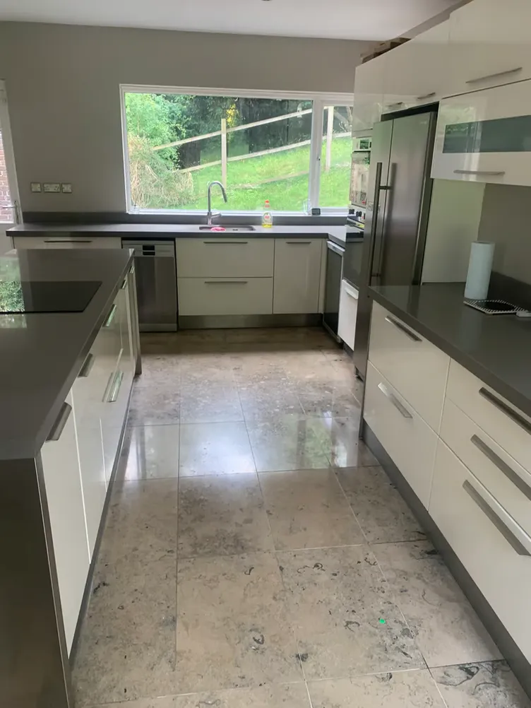 Property thumbnail 3