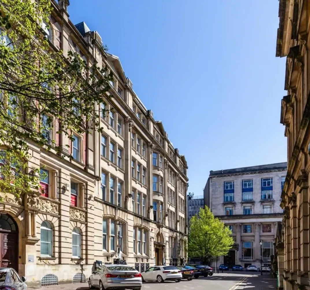 Property thumbnail 3