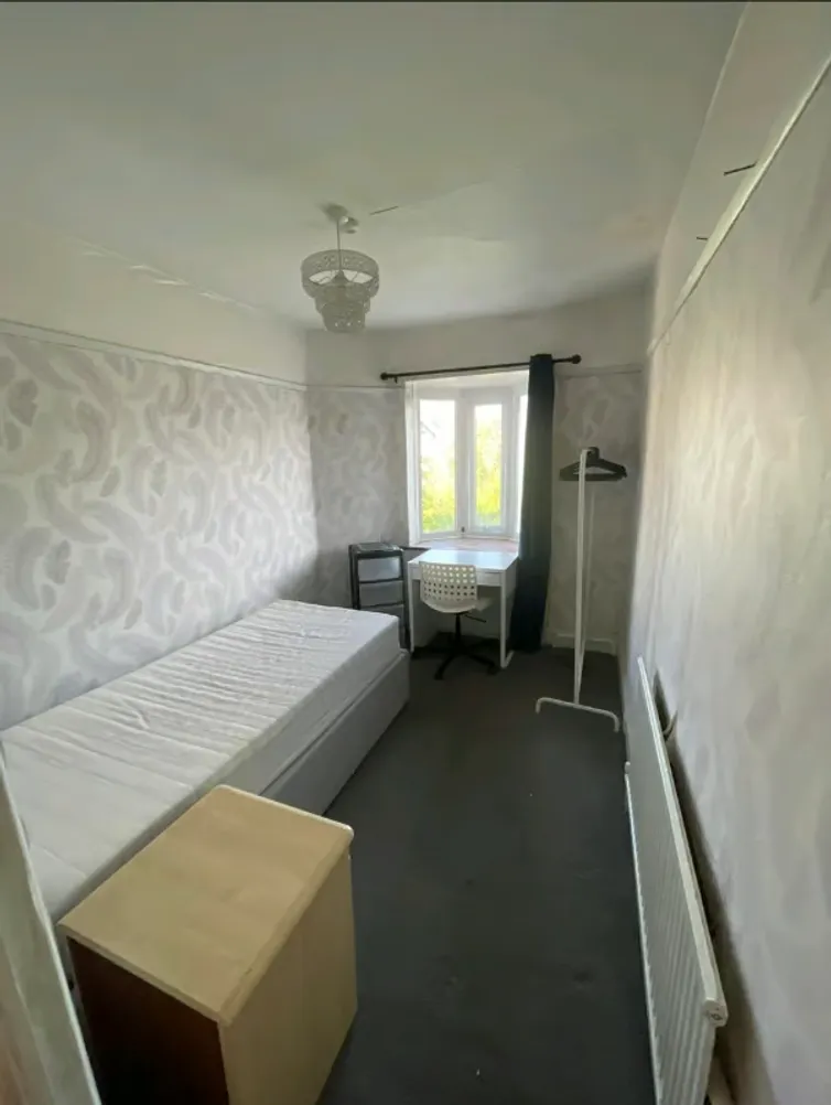 Property thumbnail 3