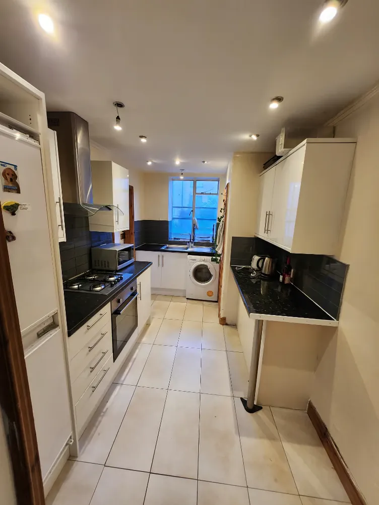 Property thumbnail 2