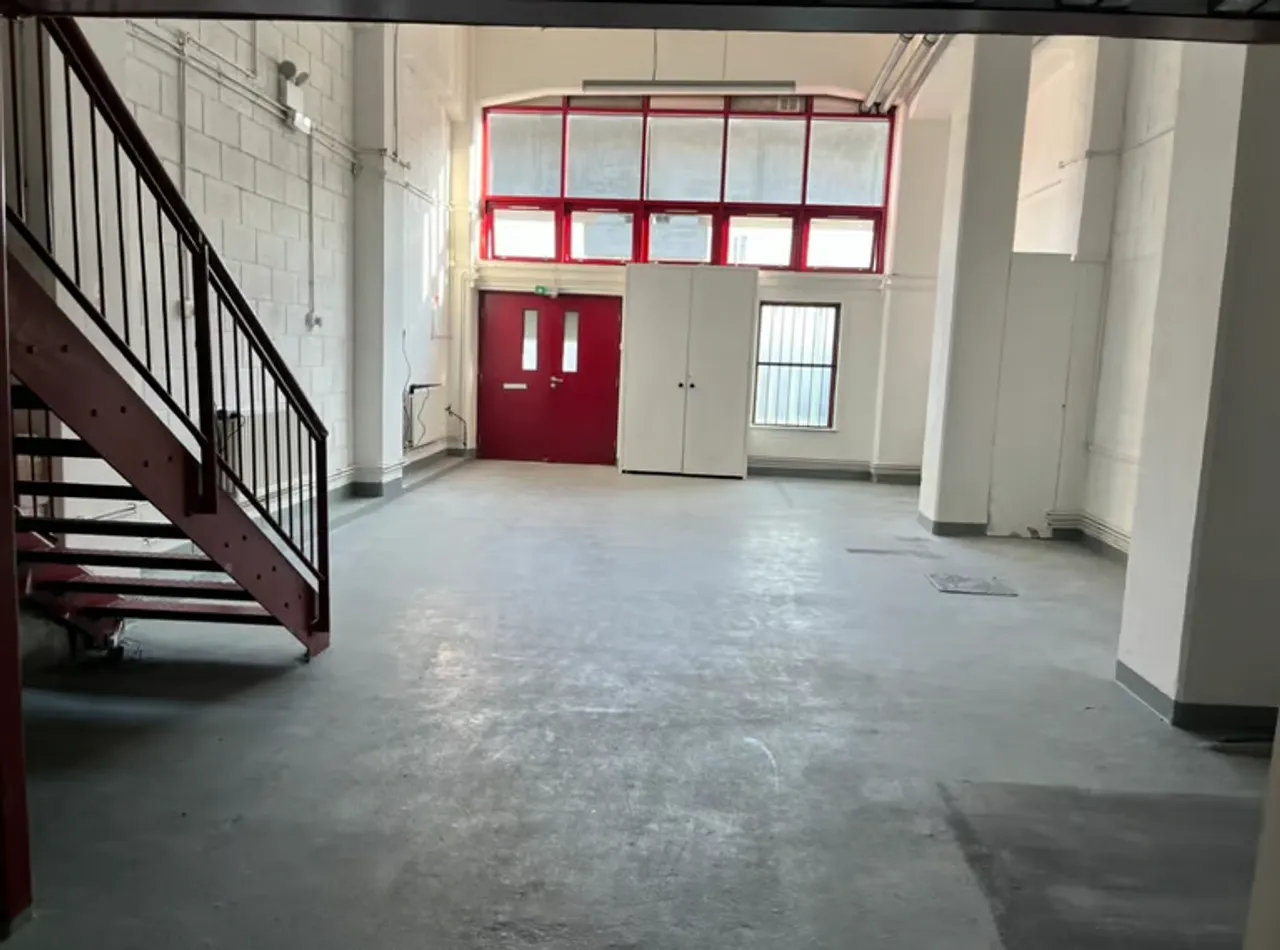 Property thumbnail 2