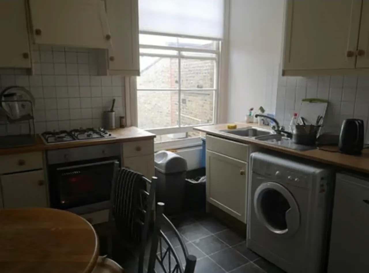 Property thumbnail 2