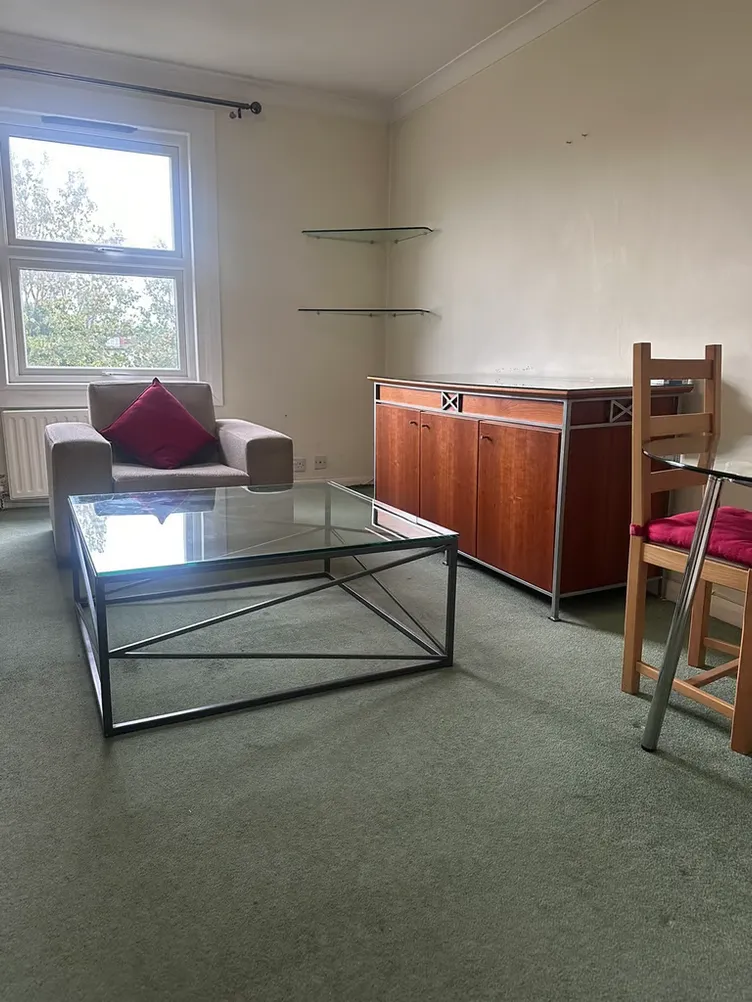 Property thumbnail 3