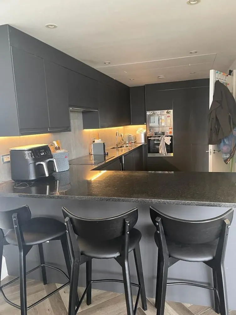 Property thumbnail 3