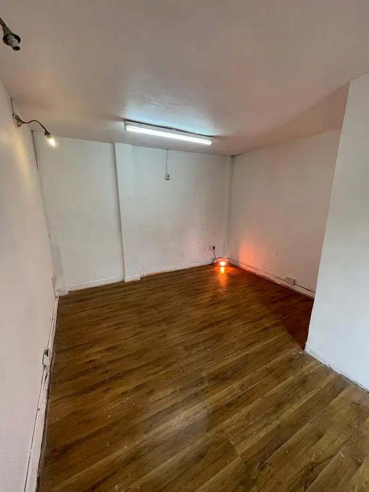 Property thumbnail 2