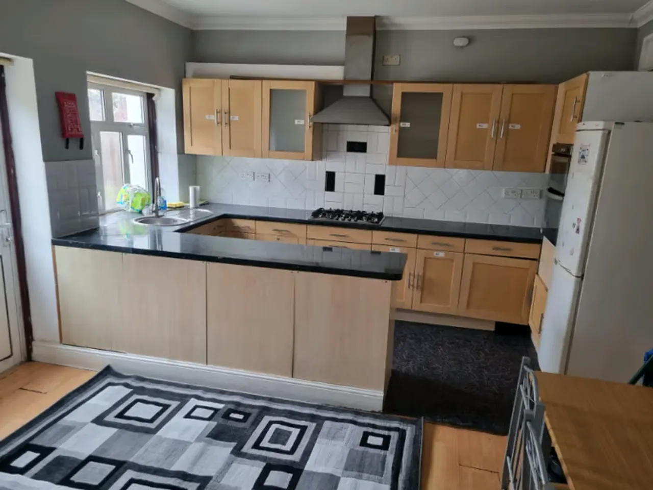 Property thumbnail 2