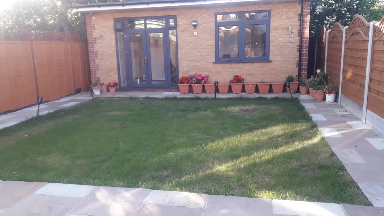 Property thumbnail 3