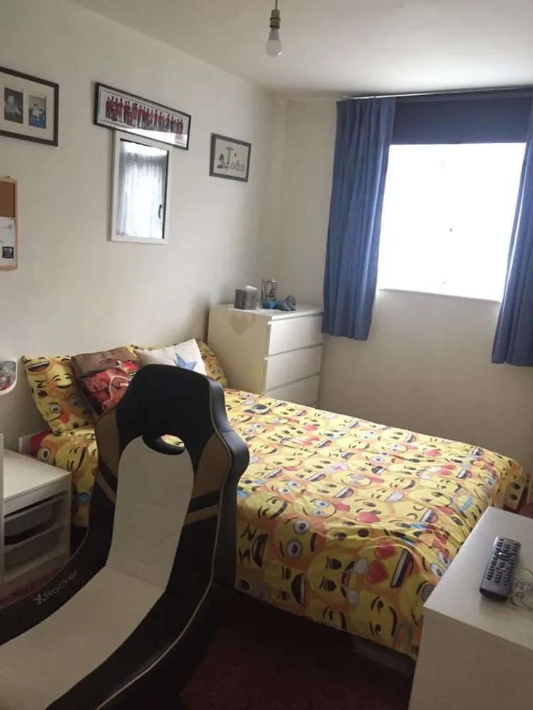 Property thumbnail 2