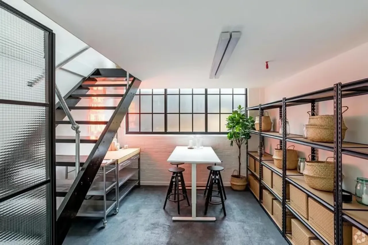 Property thumbnail 2