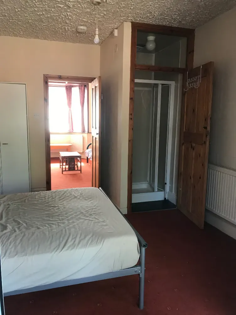 Property thumbnail 2