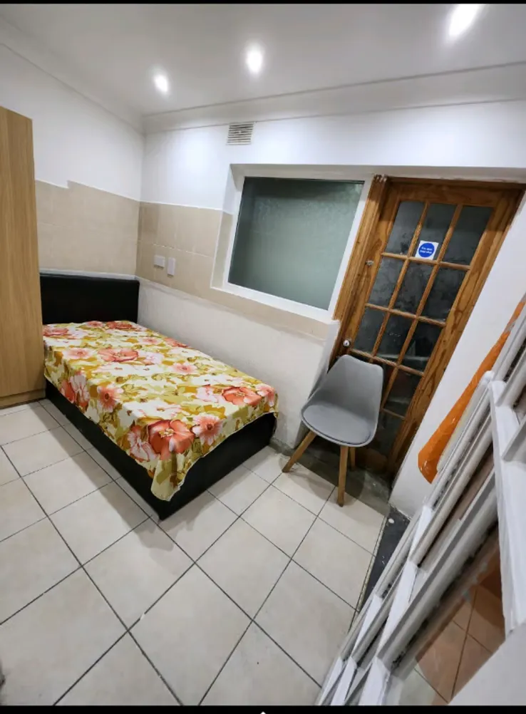 Property thumbnail 3