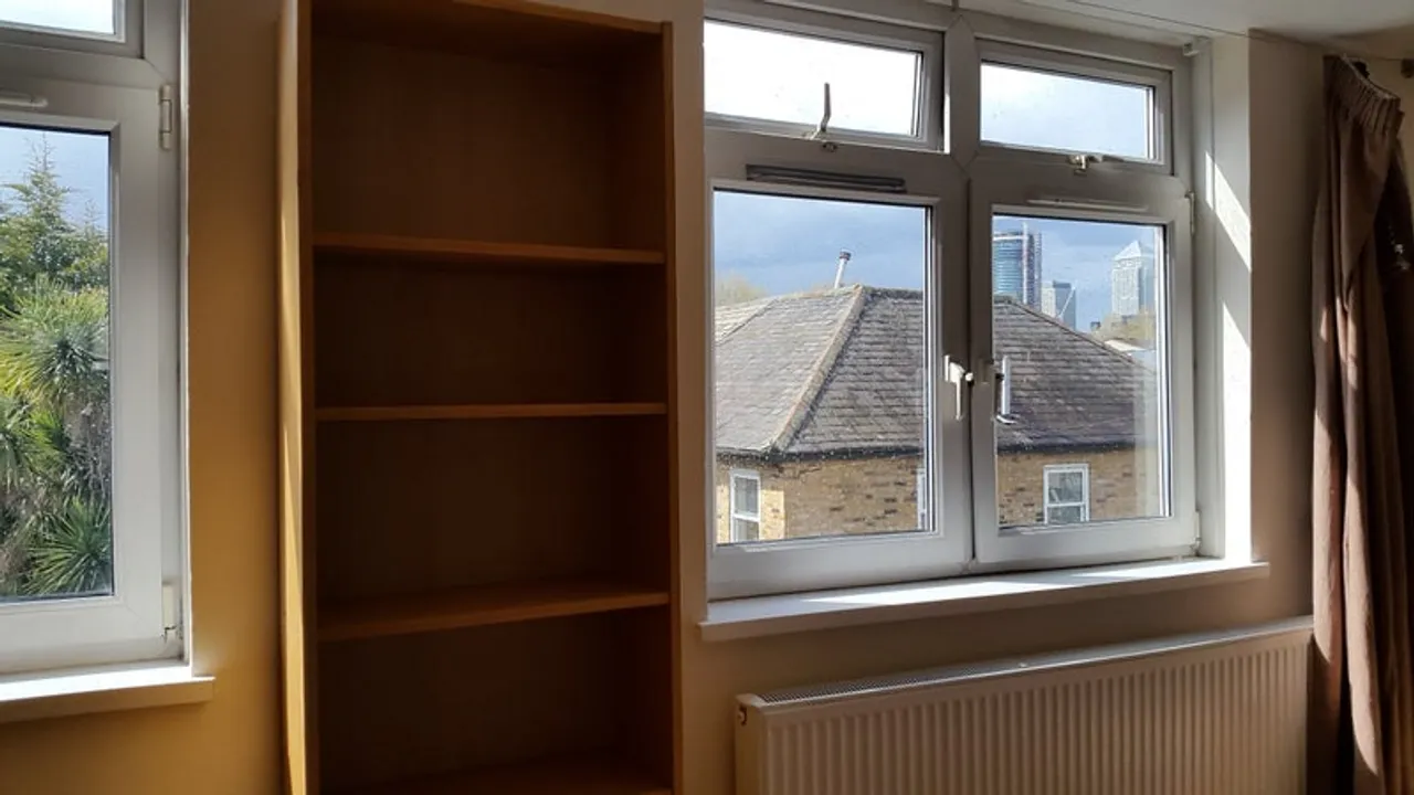 Property thumbnail 2