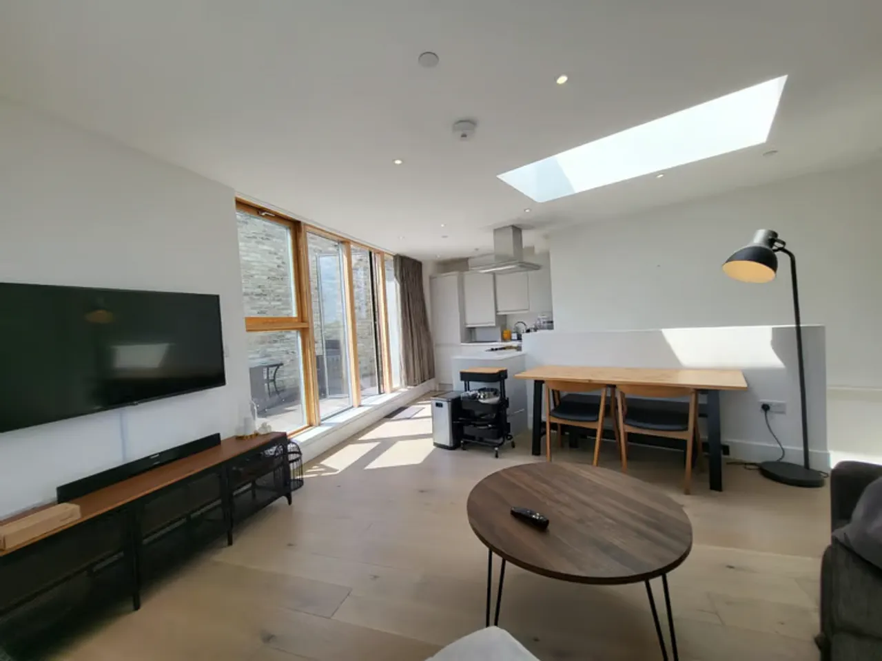 Property thumbnail 2