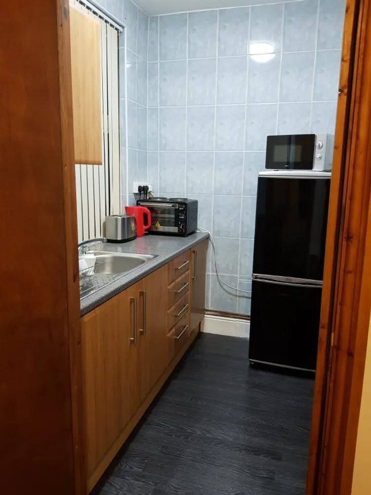 1718278929513-p6.jpg