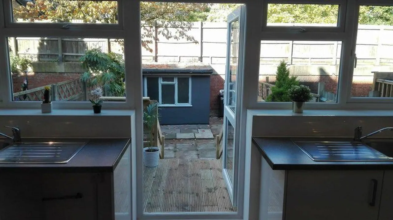 Property thumbnail 2