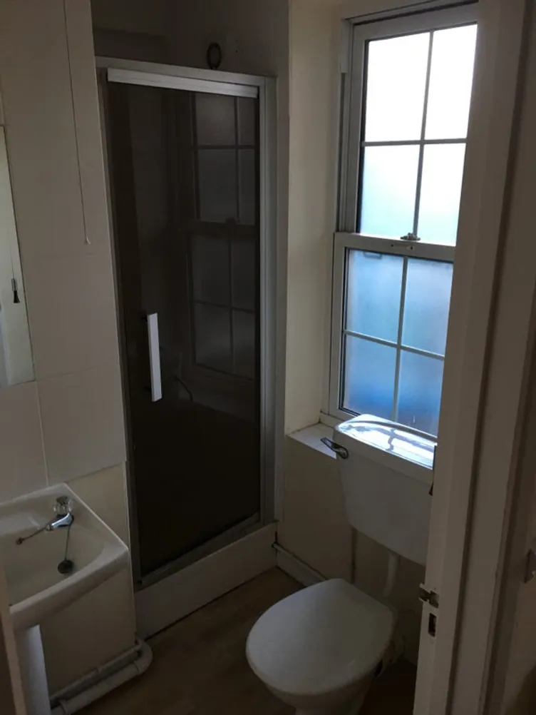 Property thumbnail 3