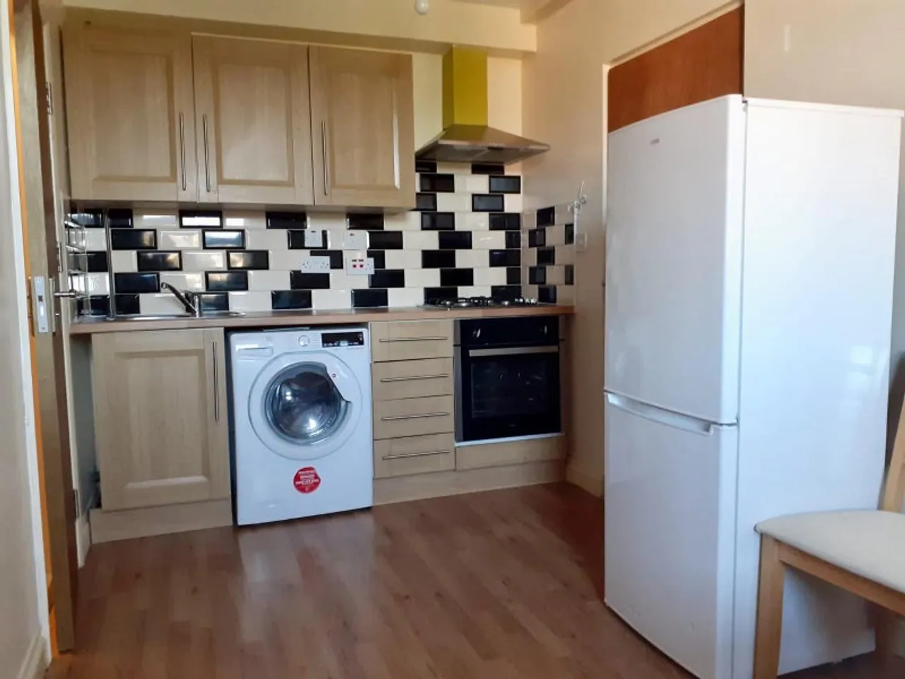 Property thumbnail 3