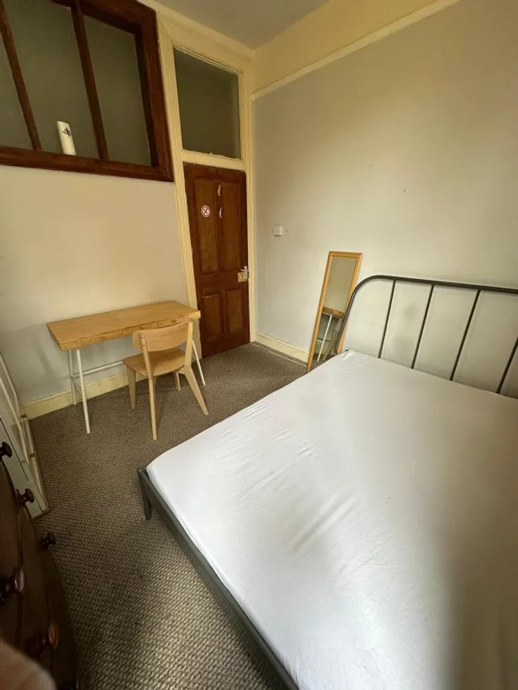 Property thumbnail 2