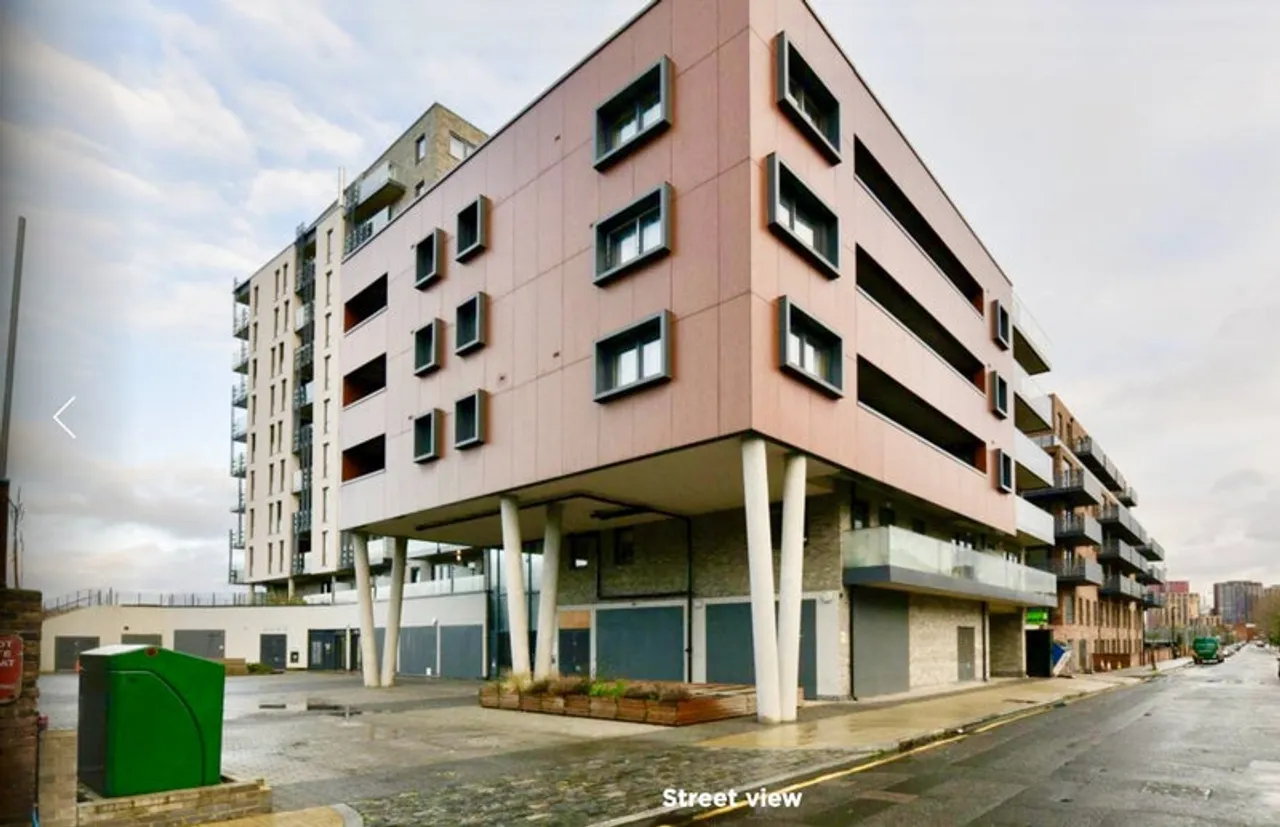 Property thumbnail 2