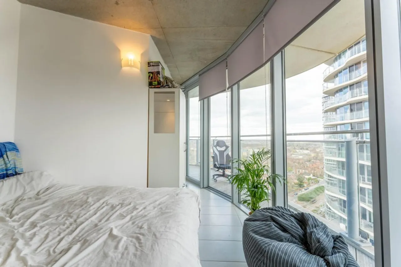 Property thumbnail 2