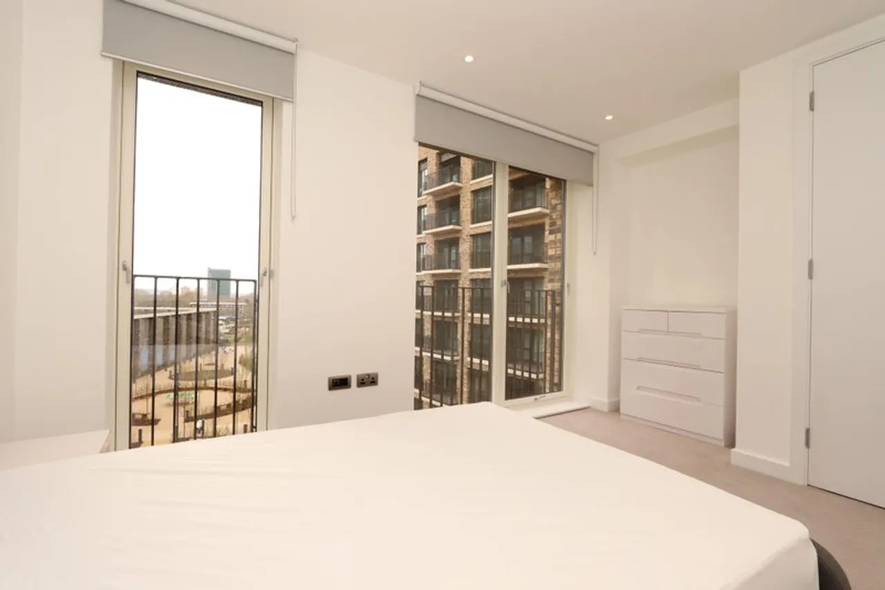 Property thumbnail 2