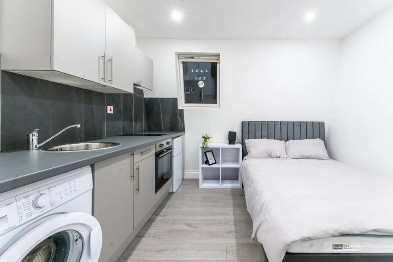 Property thumbnail 2