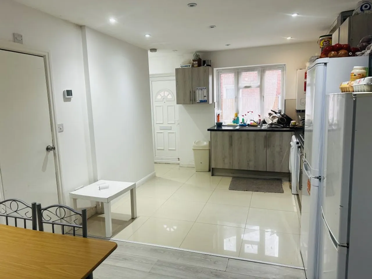 Property thumbnail 2