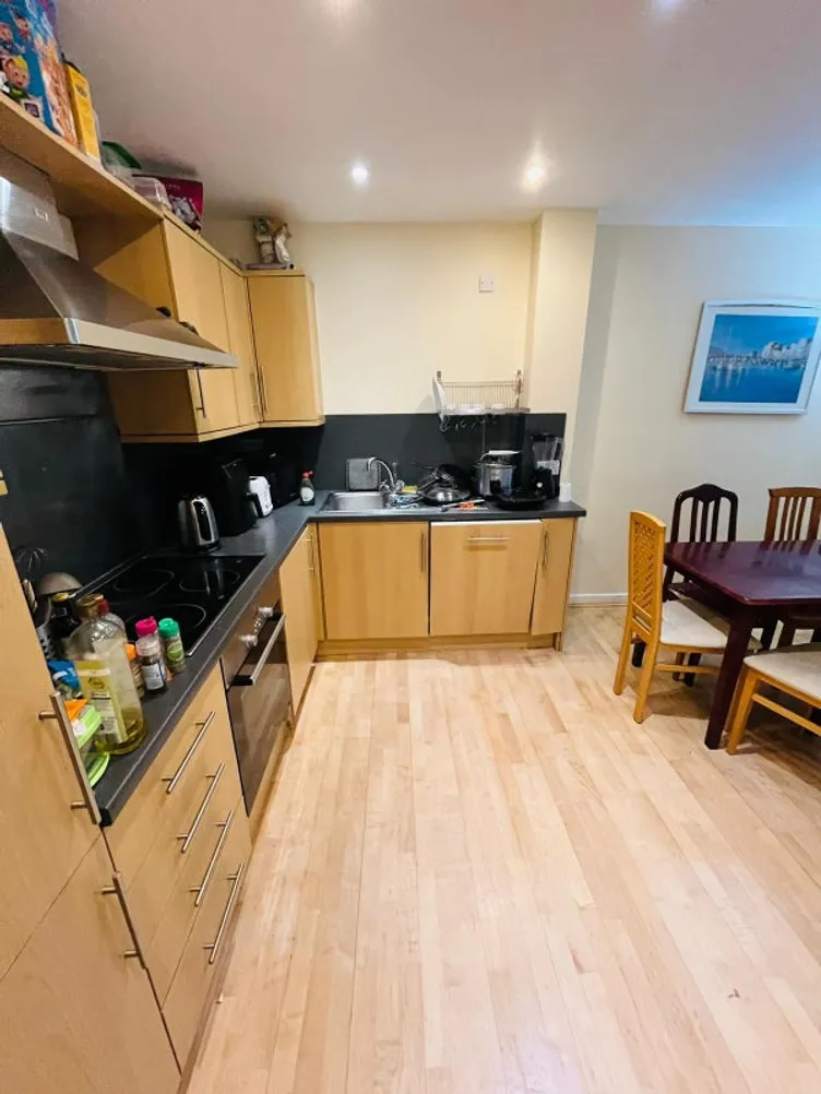 Property thumbnail 2