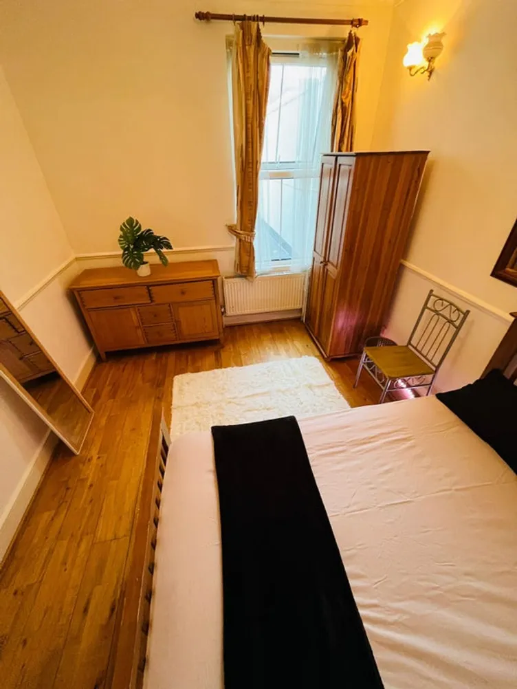 Property thumbnail 3