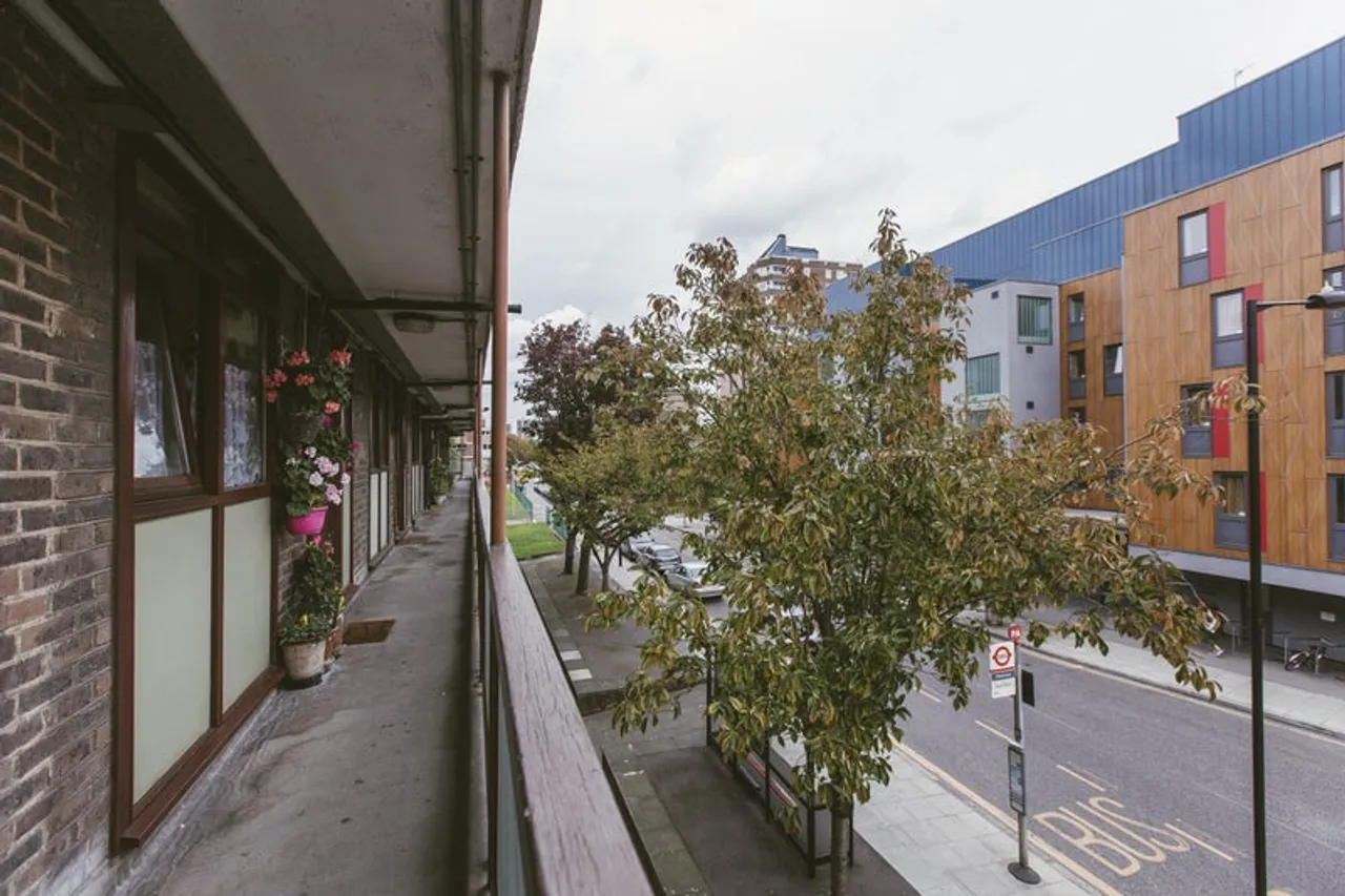 Property thumbnail 2