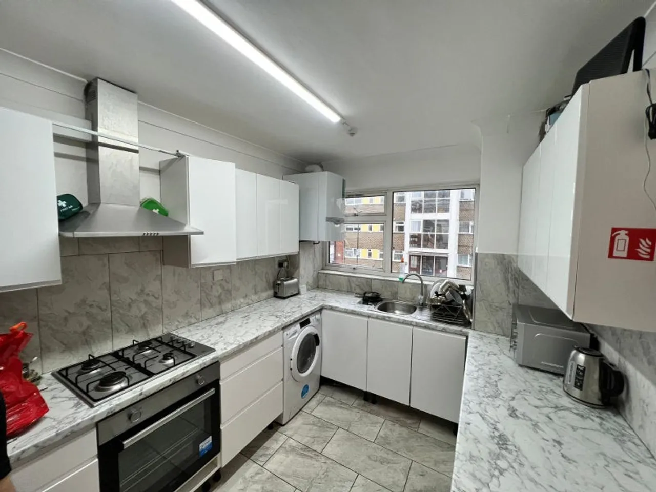 Property thumbnail 3