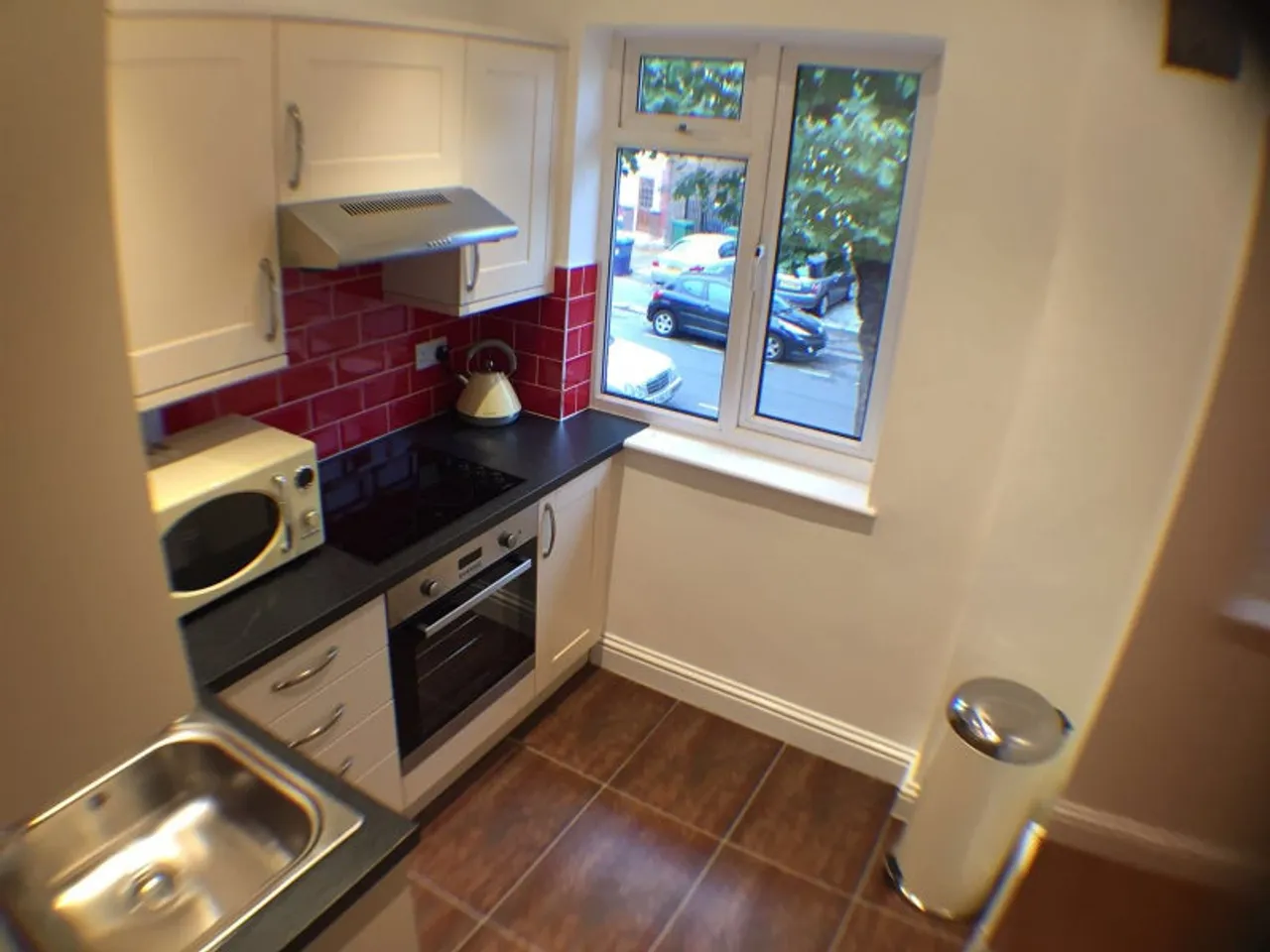 Property thumbnail 3