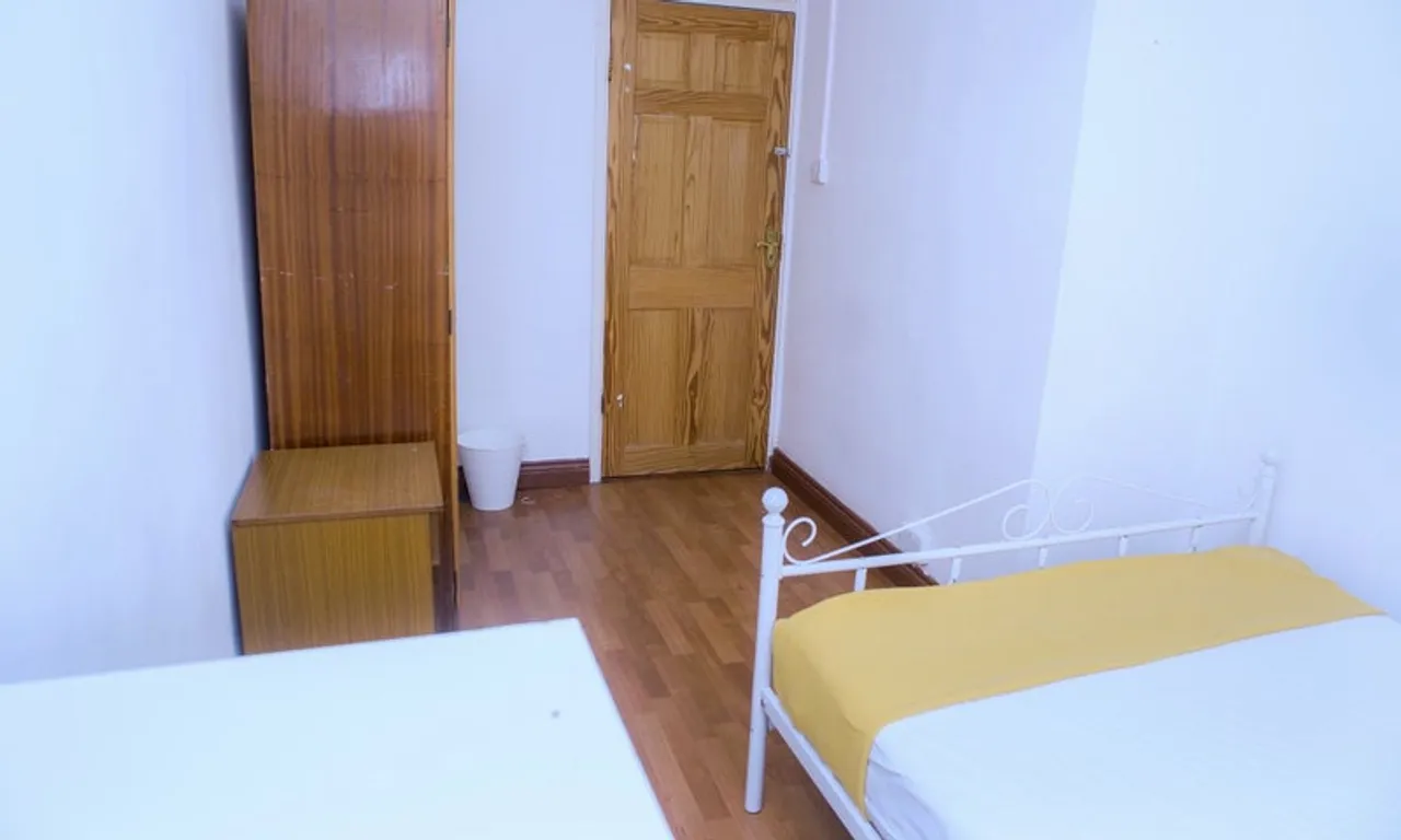 Property thumbnail 2