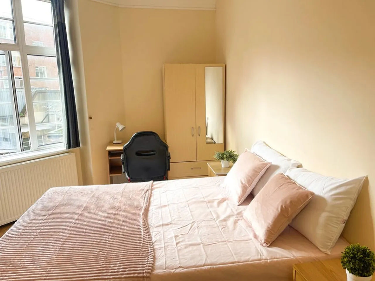 Property thumbnail 3