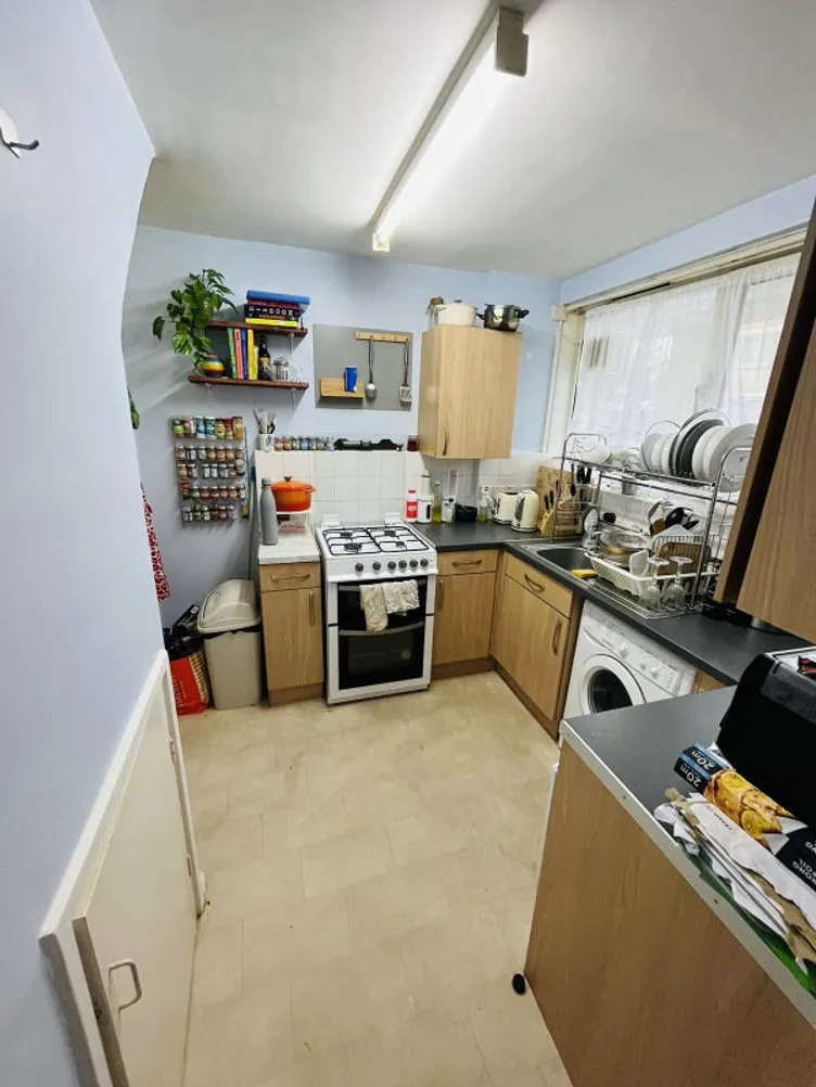 Property thumbnail 2