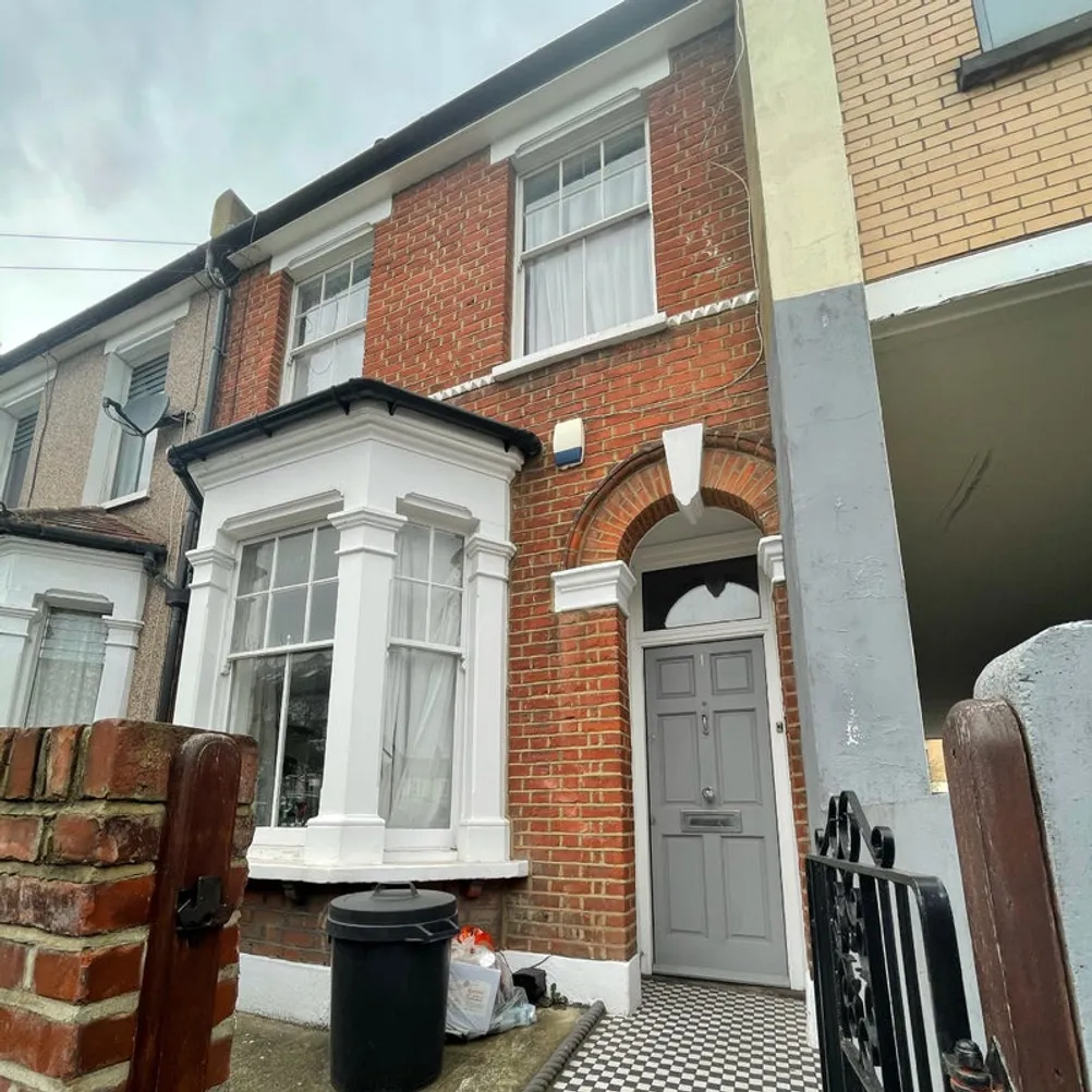 Property thumbnail 2