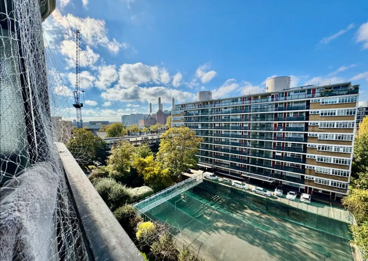 Property thumbnail 2