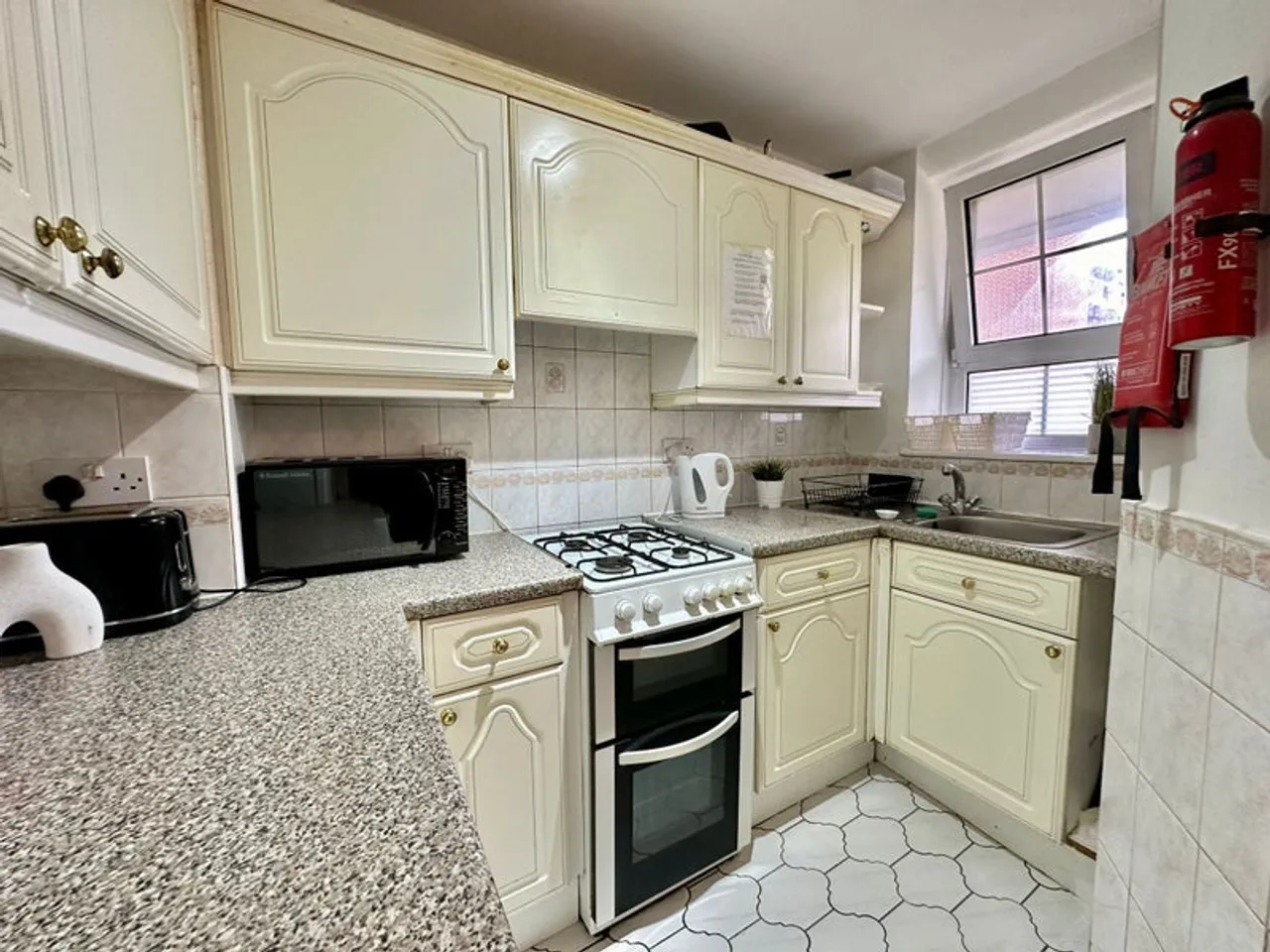 Property thumbnail 2