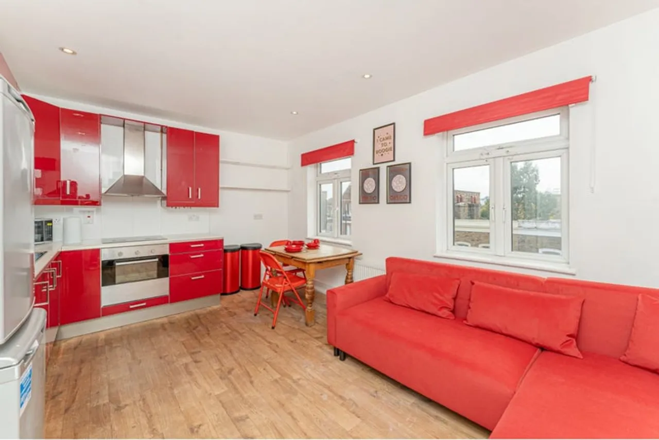 Property thumbnail 3