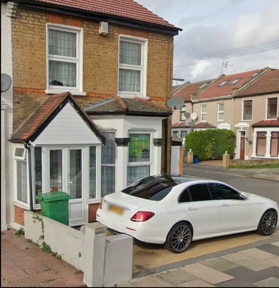 Property thumbnail 3