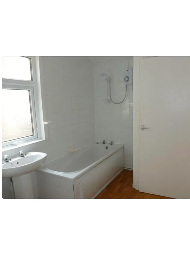 Property thumbnail 2