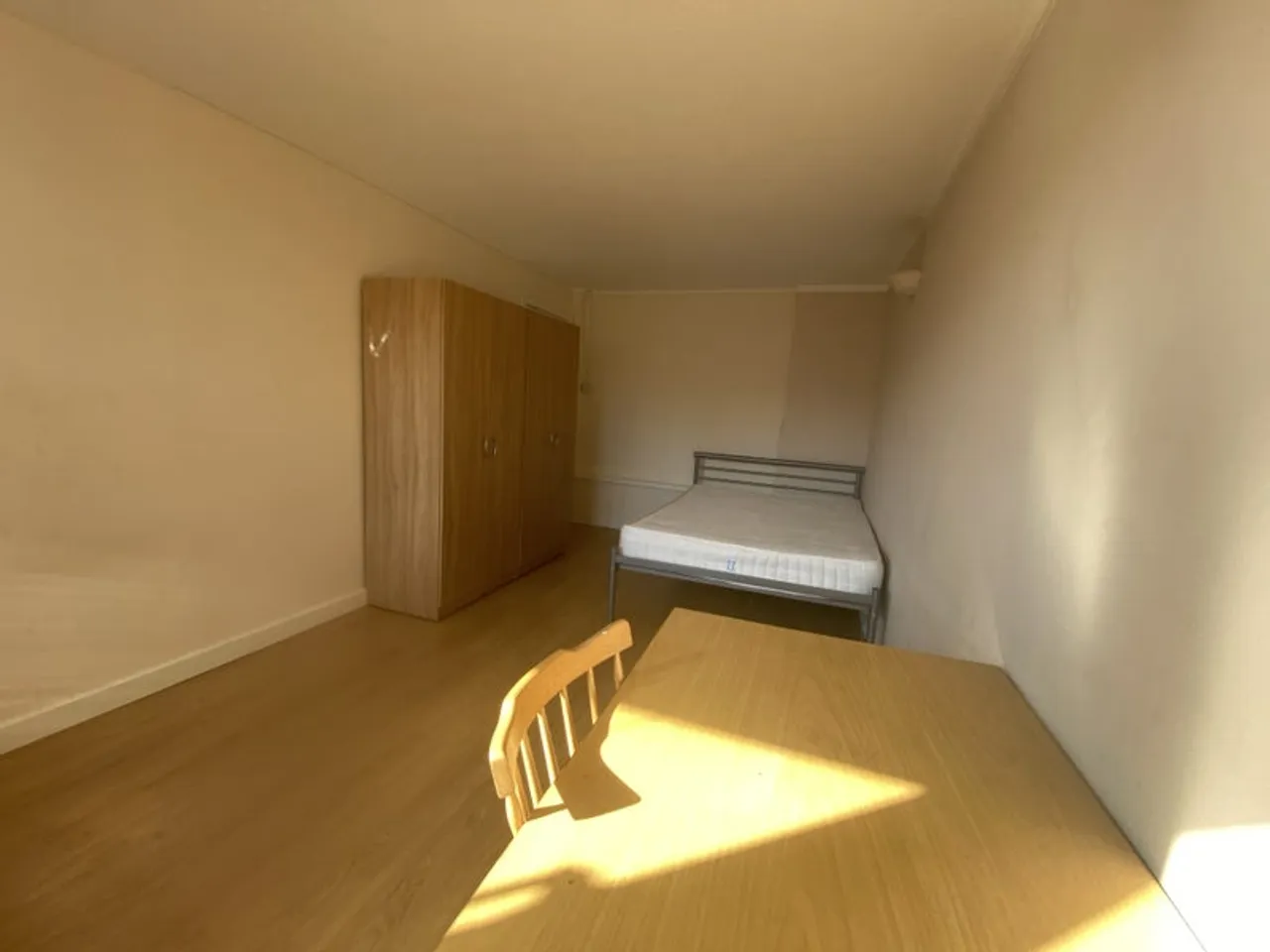 Property thumbnail 2