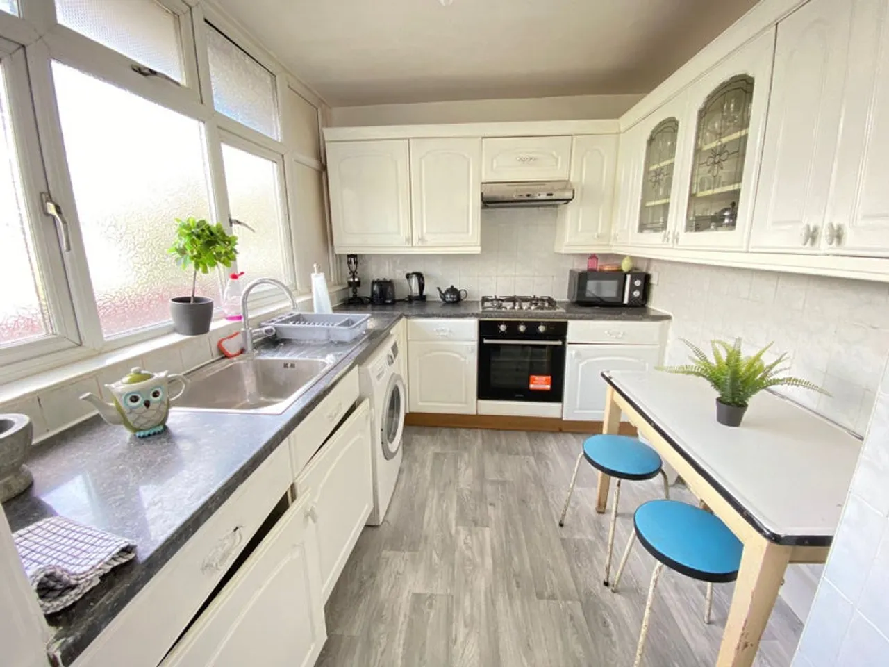 Property thumbnail 3