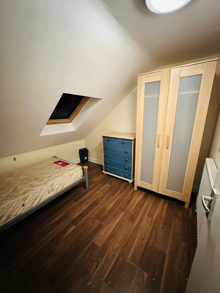 Property thumbnail 2