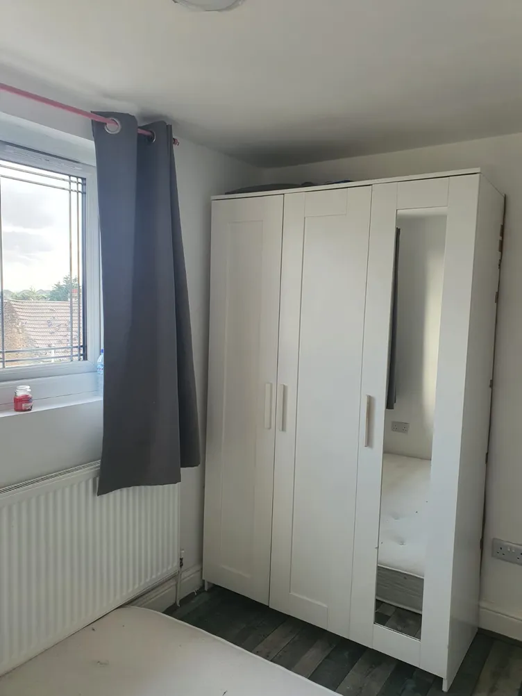 Property thumbnail 3