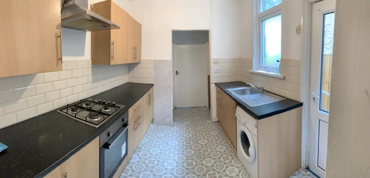 Property thumbnail 3