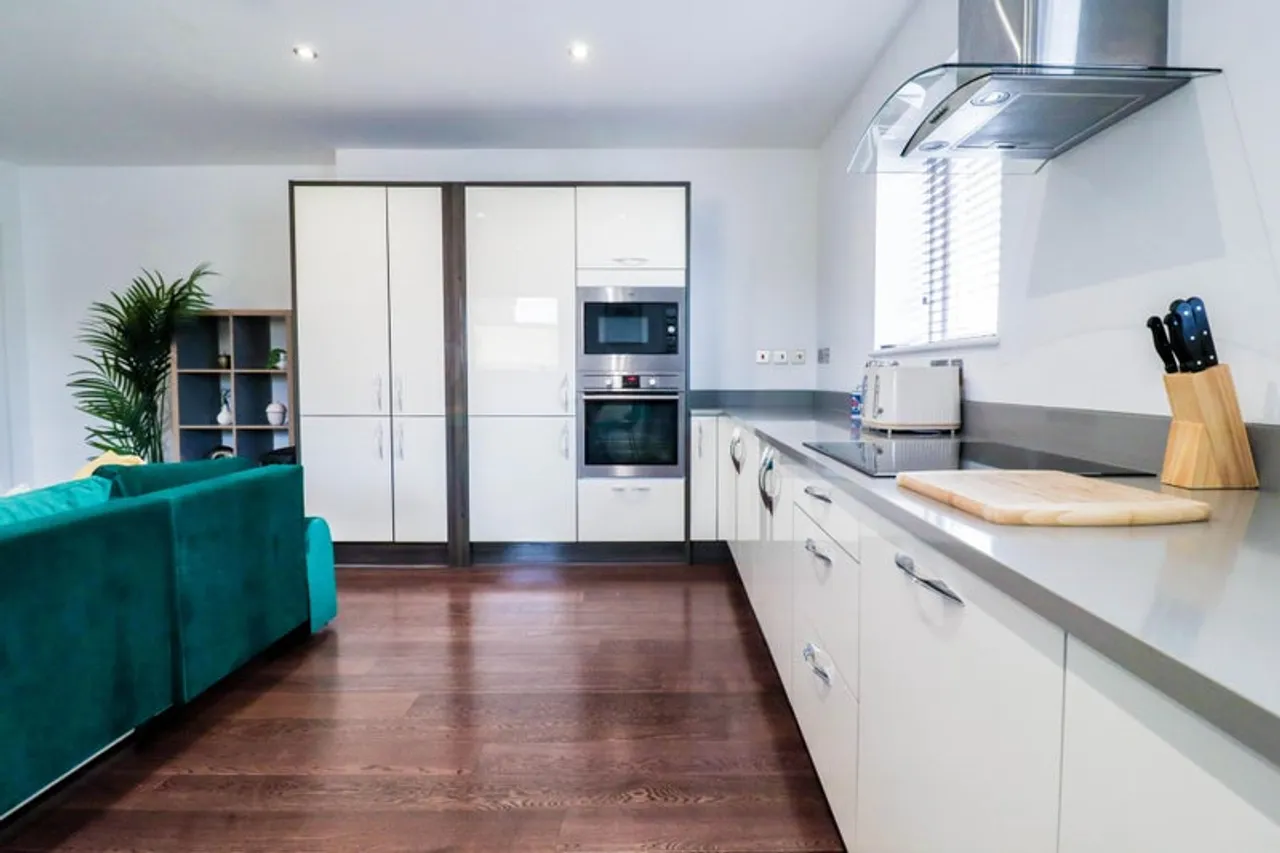 Property thumbnail 3