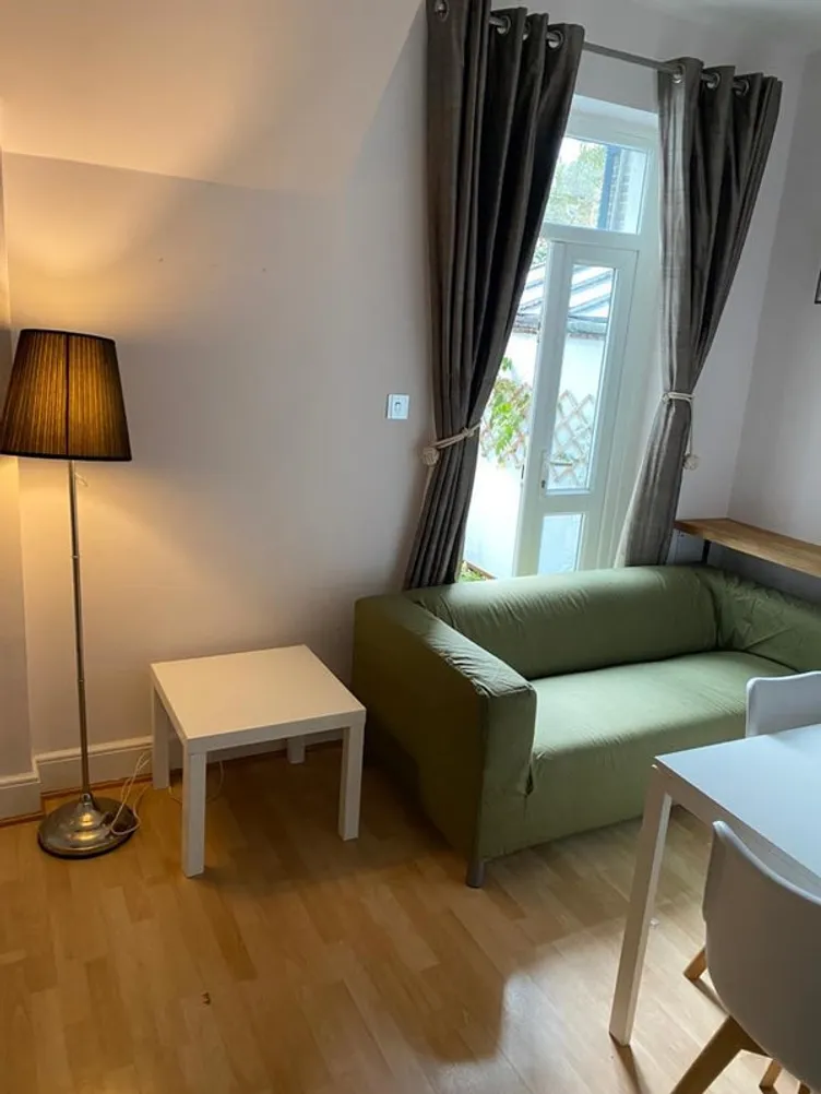 Property thumbnail 2