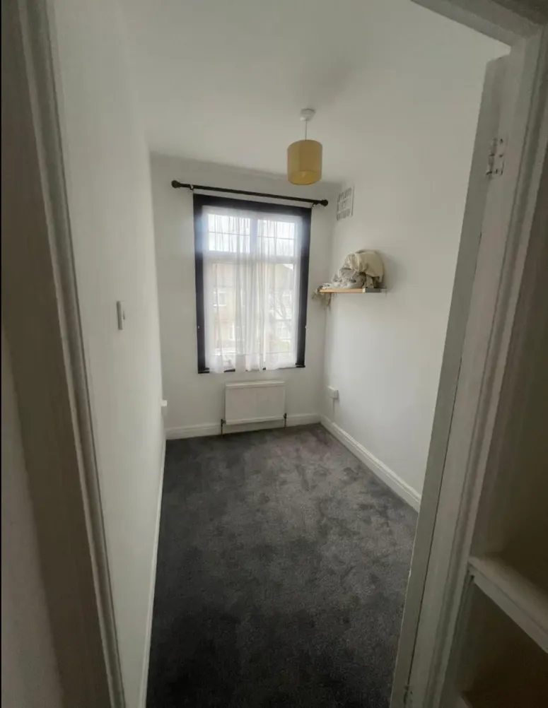 Property thumbnail 2